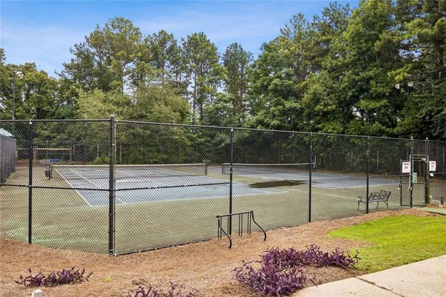 1889 Gray Gables Way NE, Buford, GA 30519