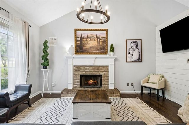 1889 Gray Gables Way NE, Buford, GA 30519
