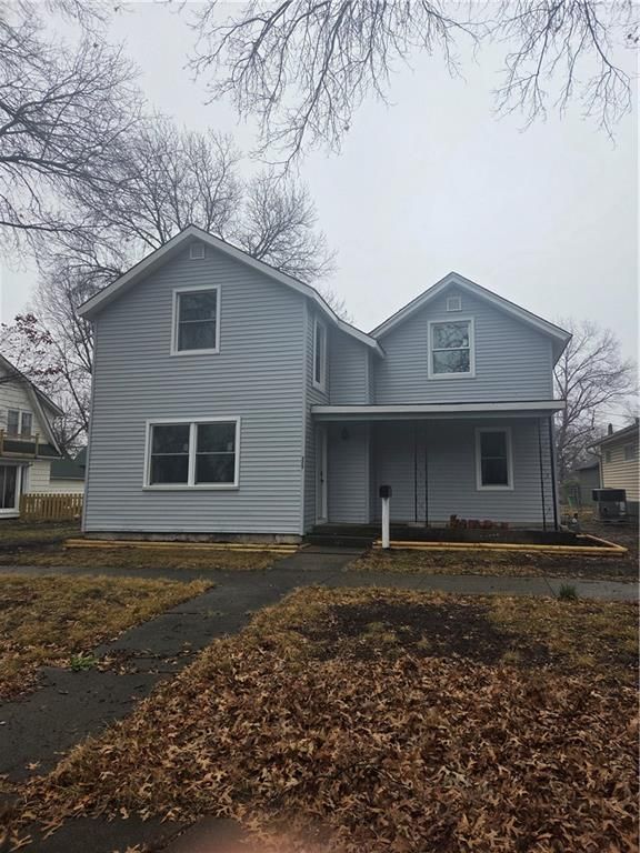 325 S Elm Street, Ottawa, KS 66067