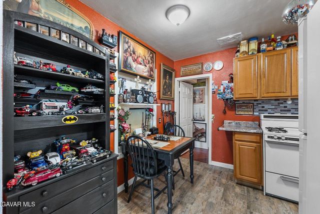 117 W Pillsbury Street, Lancaster, CA 93534