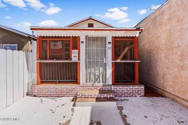 117 W Pillsbury Street, Lancaster, CA 93534