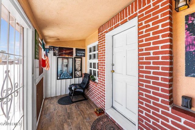117 W Pillsbury Street, Lancaster, CA 93534