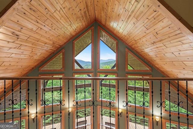 101 Cletus Way, Hiawassee, GA 30546