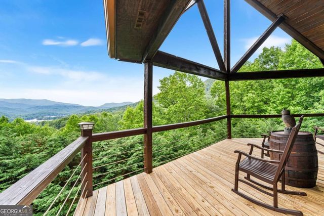 101 Cletus Way, Hiawassee, GA 30546