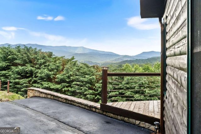 101 Cletus Way, Hiawassee, GA 30546