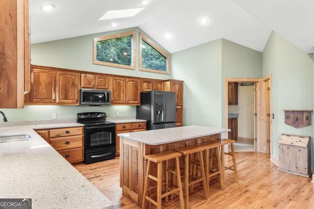 101 Cletus Way, Hiawassee, GA 30546