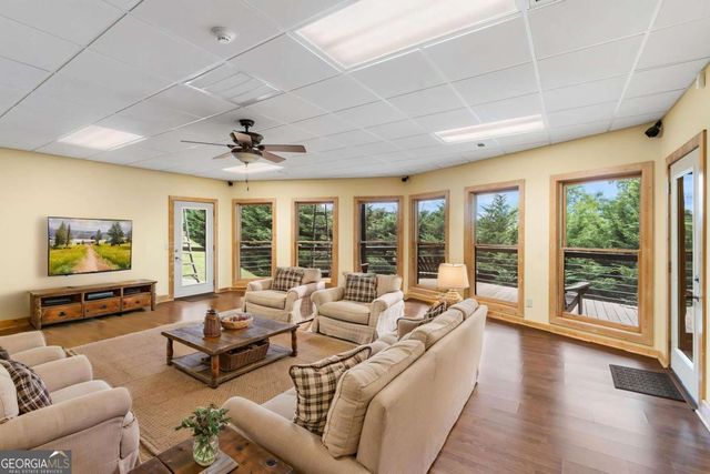 101 Cletus Way, Hiawassee, GA 30546