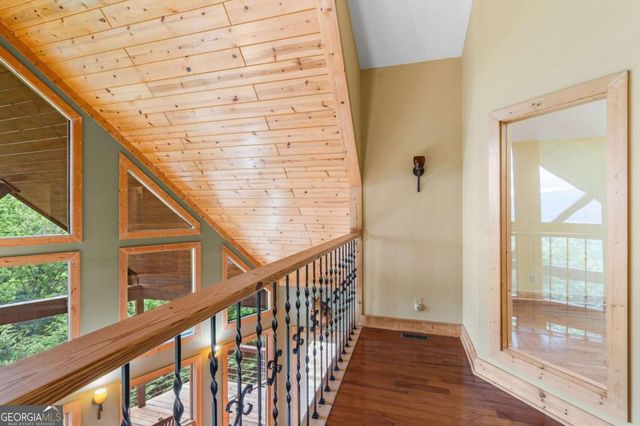 101 Cletus Way, Hiawassee, GA 30546