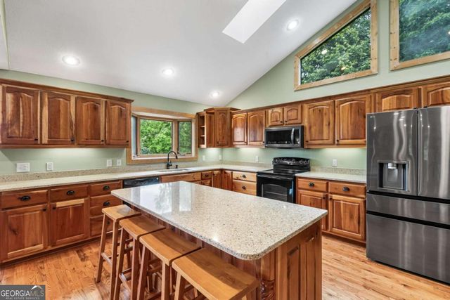 101 Cletus Way, Hiawassee, GA 30546