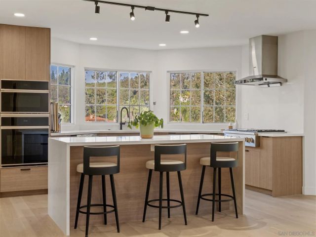 17515 Circa Oriente, Rancho Santa Fe, CA 92067