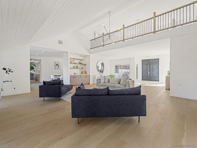 17515 Circa Oriente, Rancho Santa Fe, CA 92067