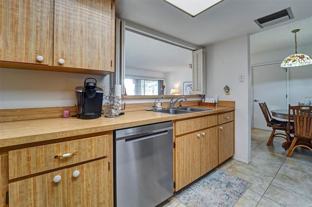 11340 DOLLAR LAKE DRIVE 2, Port Richey, FL 34668