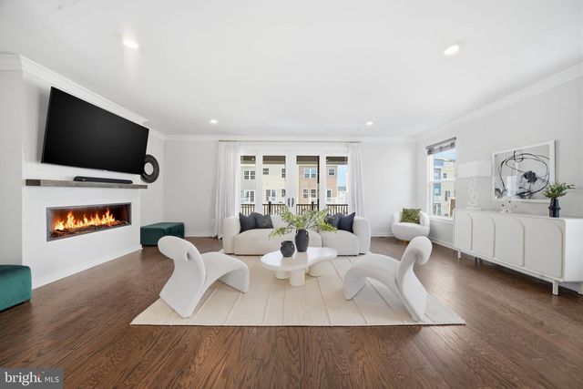 217 SUMMIT POINT BLVD, Bowie, MD 20716