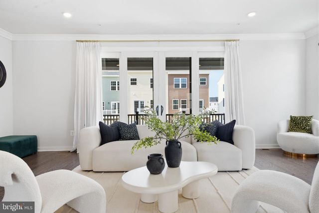 217 SUMMIT POINT BLVD, Bowie, MD 20716