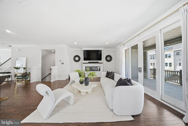 217 SUMMIT POINT BLVD, Bowie, MD 20716