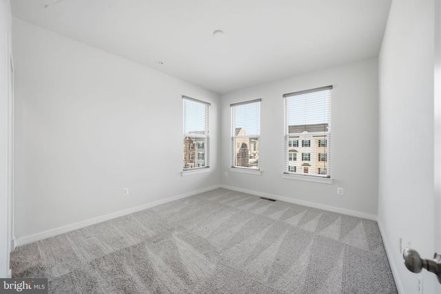 217 SUMMIT POINT BLVD, Bowie, MD 20716