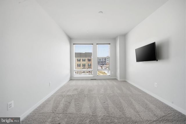 217 SUMMIT POINT BLVD, Bowie, MD 20716