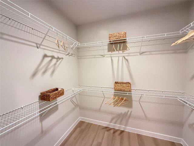 19939 Longenbaugh Rd B6-325, Cypress, TX 77433