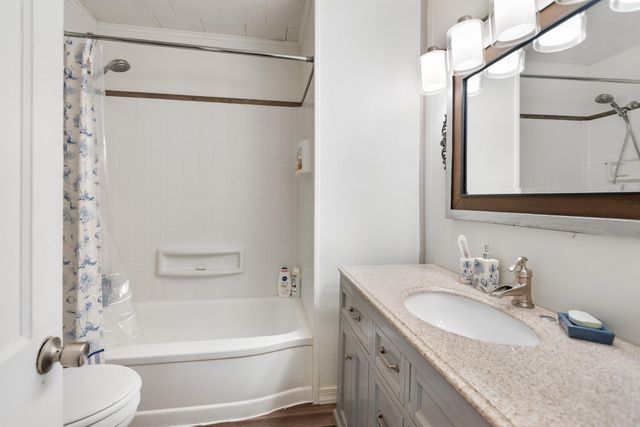 814 G Street NW, Miami, OK 74354