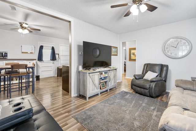 814 G Street NW, Miami, OK 74354