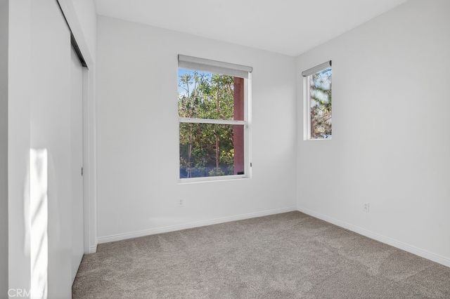575 Rockefeller, Irvine, CA 92612