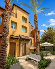 575 Rockefeller, Irvine, CA 92612