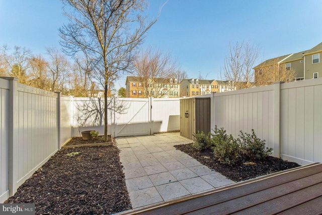 520 KINGLETS ROOST LN, Glen Burnie, MD 21060