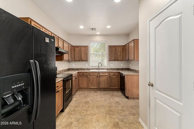 11 N 88TH Drive, Tolleson, AZ 85353