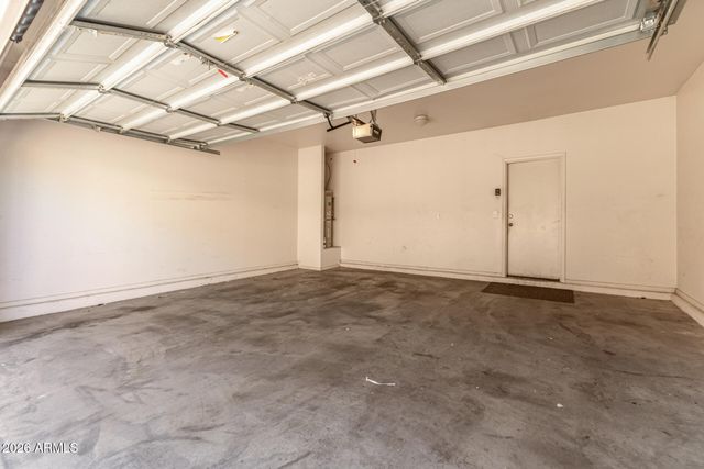 11 N 88TH Drive, Tolleson, AZ 85353