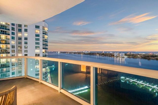 231 RIVERSIDE DRIVE 2002, Holly Hill, FL 32117