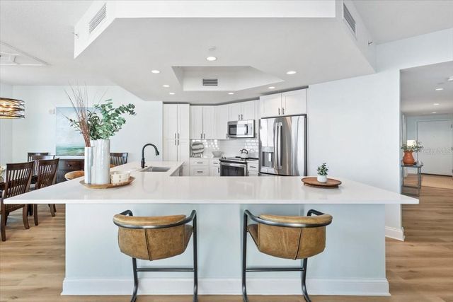 231 RIVERSIDE DRIVE 2002, Holly Hill, FL 32117