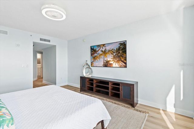 231 RIVERSIDE DRIVE 2002, Holly Hill, FL 32117