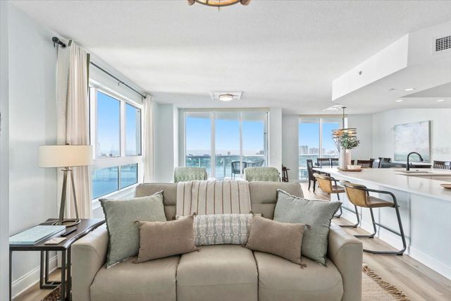 231 RIVERSIDE DRIVE 2002, Holly Hill, FL 32117