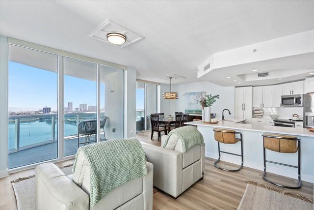 231 RIVERSIDE DRIVE 2002, Holly Hill, FL 32117