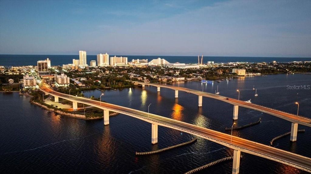 Image 70 of property listing at 231 RIVERSIDE DRIVE 2002, Holly Hill, FL 32117