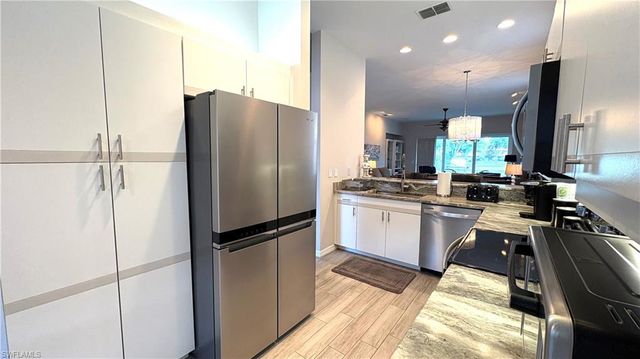 9709 Keel CT, Fort Myers, FL 33919