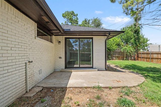 106 Briarwood Street, Oklahoma City, OK 73160