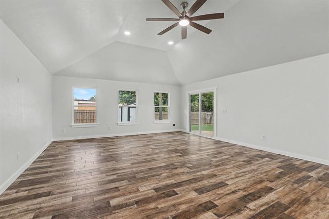 106 Briarwood Street, Oklahoma City, OK 73160