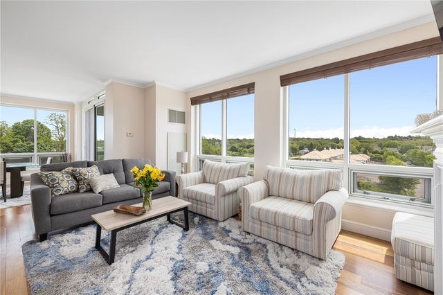 1 Tower Drive 506, Portsmouth, RI 02871