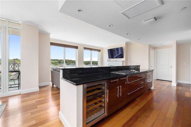 1 Tower Drive 506, Portsmouth, RI 02871