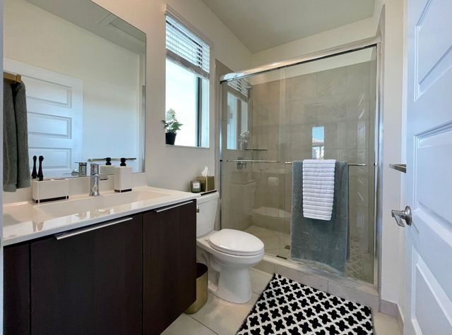 4713 NW 84th Court, Doral, FL 33166