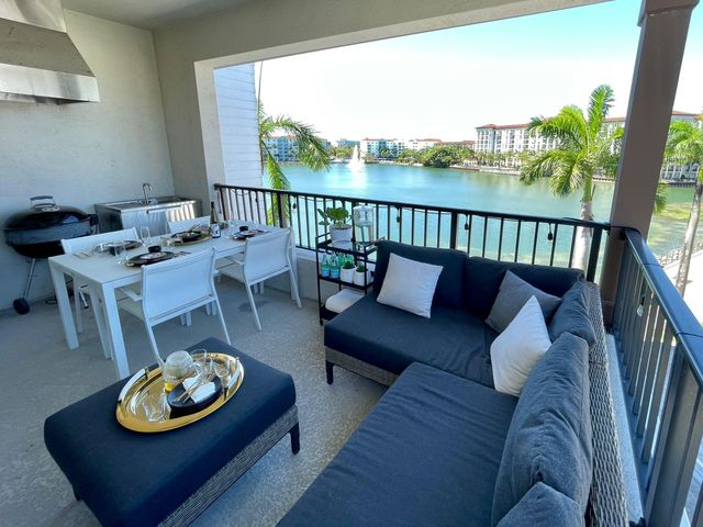 4713 NW 84th Court, Doral, FL 33166