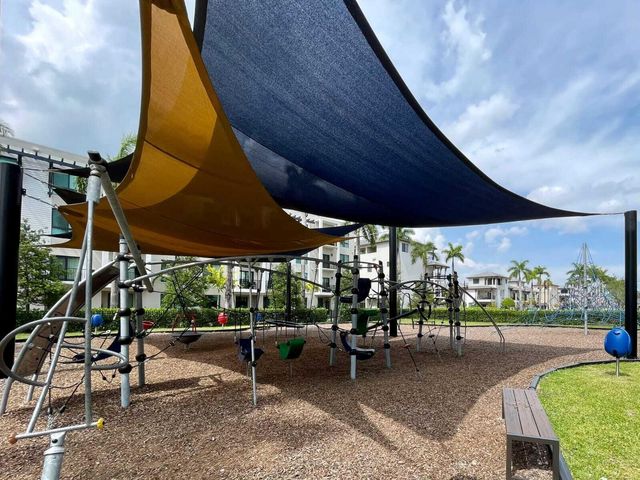 4713 NW 84th Court, Doral, FL 33166