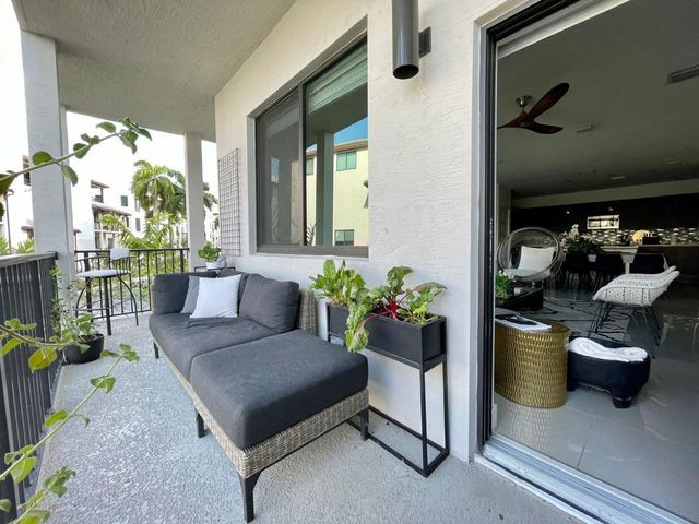 4713 NW 84th Court, Doral, FL 33166
