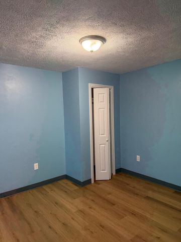 351-353 Lawrence St 4, Lowell, MA 01852