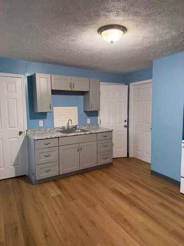 351-353 Lawrence St 4, Lowell, MA 01852