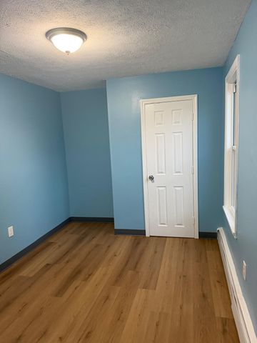 351-353 Lawrence St 4, Lowell, MA 01852