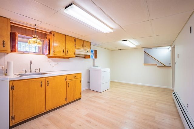 7 Cedarcrest Rd, Salem, MA 01970