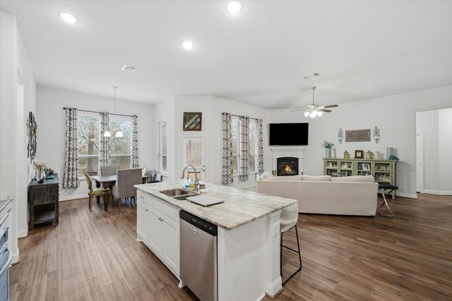 287 Private Road 7017, Edgewood, TX 75117