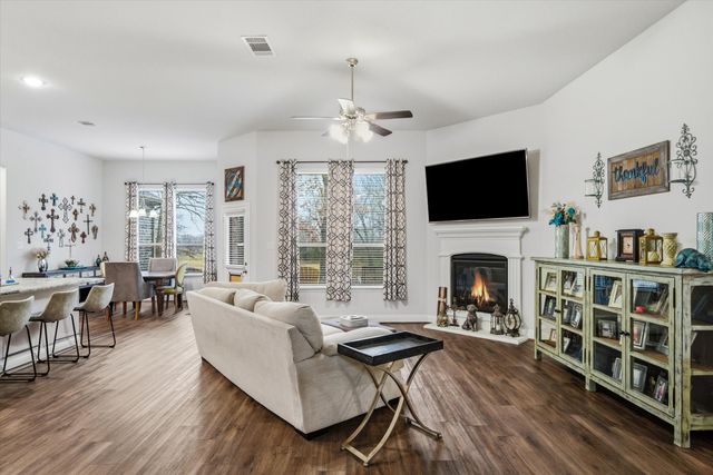 287 Private Road 7017, Edgewood, TX 75117